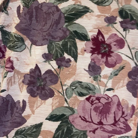 NWT Simply Noelle Mauve Floral Long Sleeve Top - Picture 3 of 4